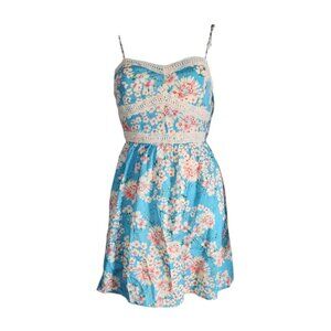 Trixxi Dress Womens Size M Medium Blue White Pink Floral Sleeveless Smocked Back